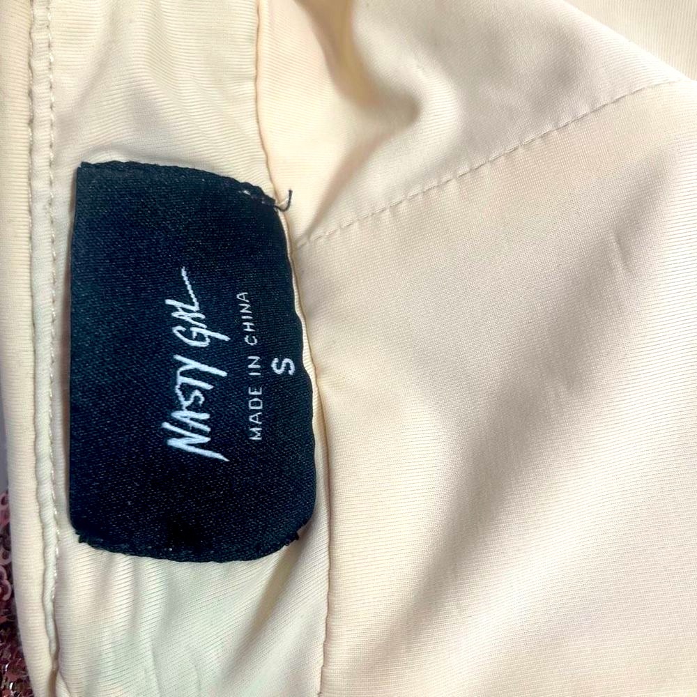 BNWT NASTY GAL ROSE GOLD SEQUIN MINI SKIRT SMALL - Picture 11 of 13